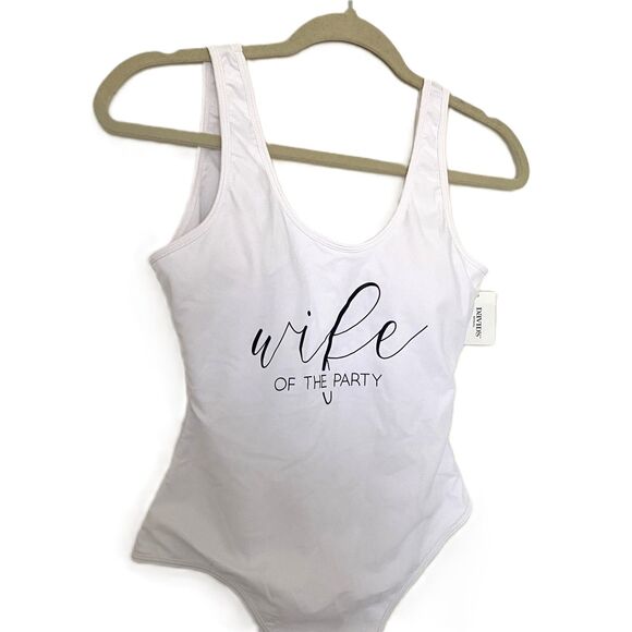 NWT Davis Bridal White Wife of the Party Swimsuit Cup Padding Chic Fun Sz M - Picture 11 of 12